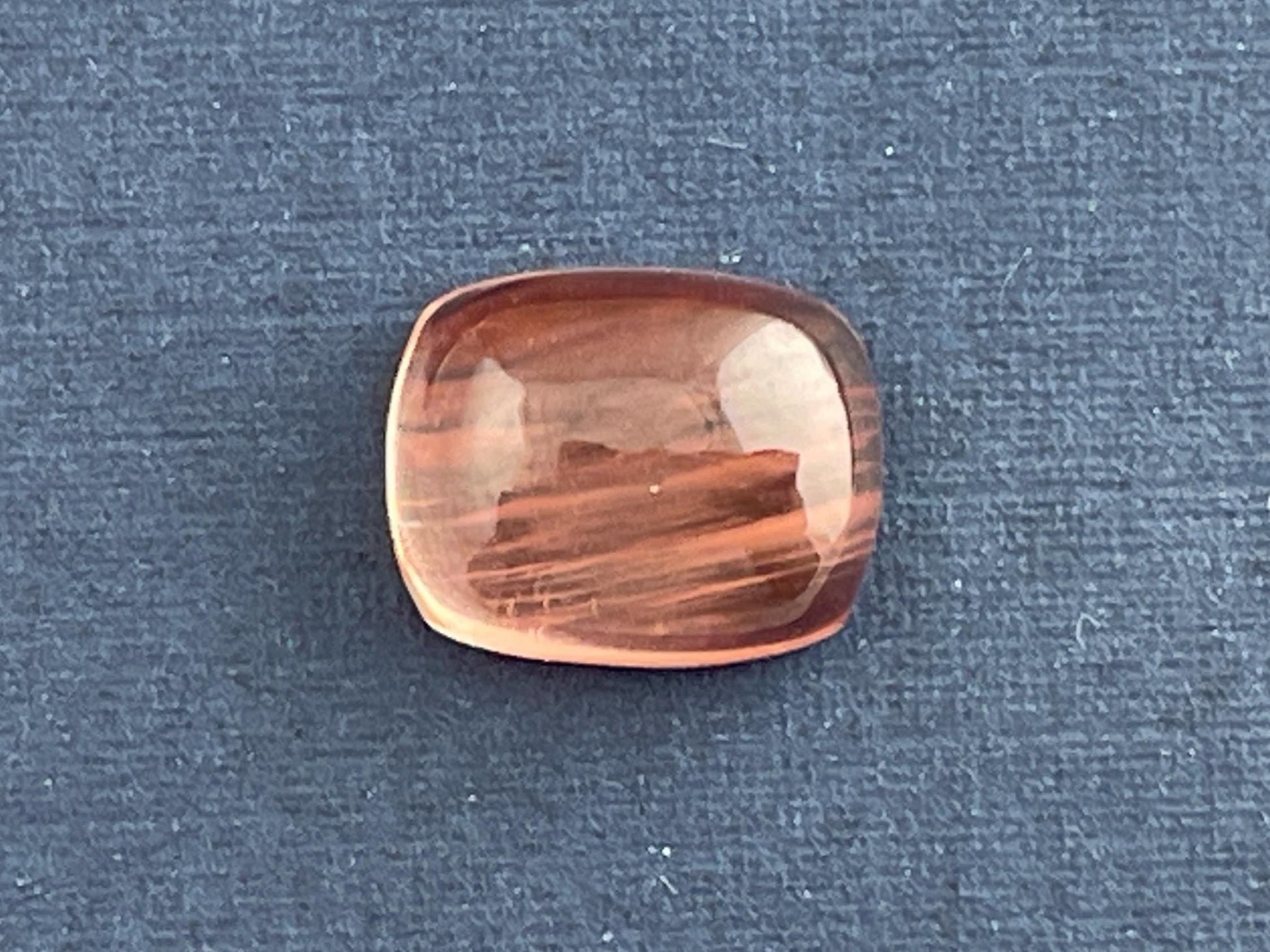10x8 Oregon Sunstones Cushion Cabochon with Schiller | 3.53 carats | OSC277 - Gem Enthusiast