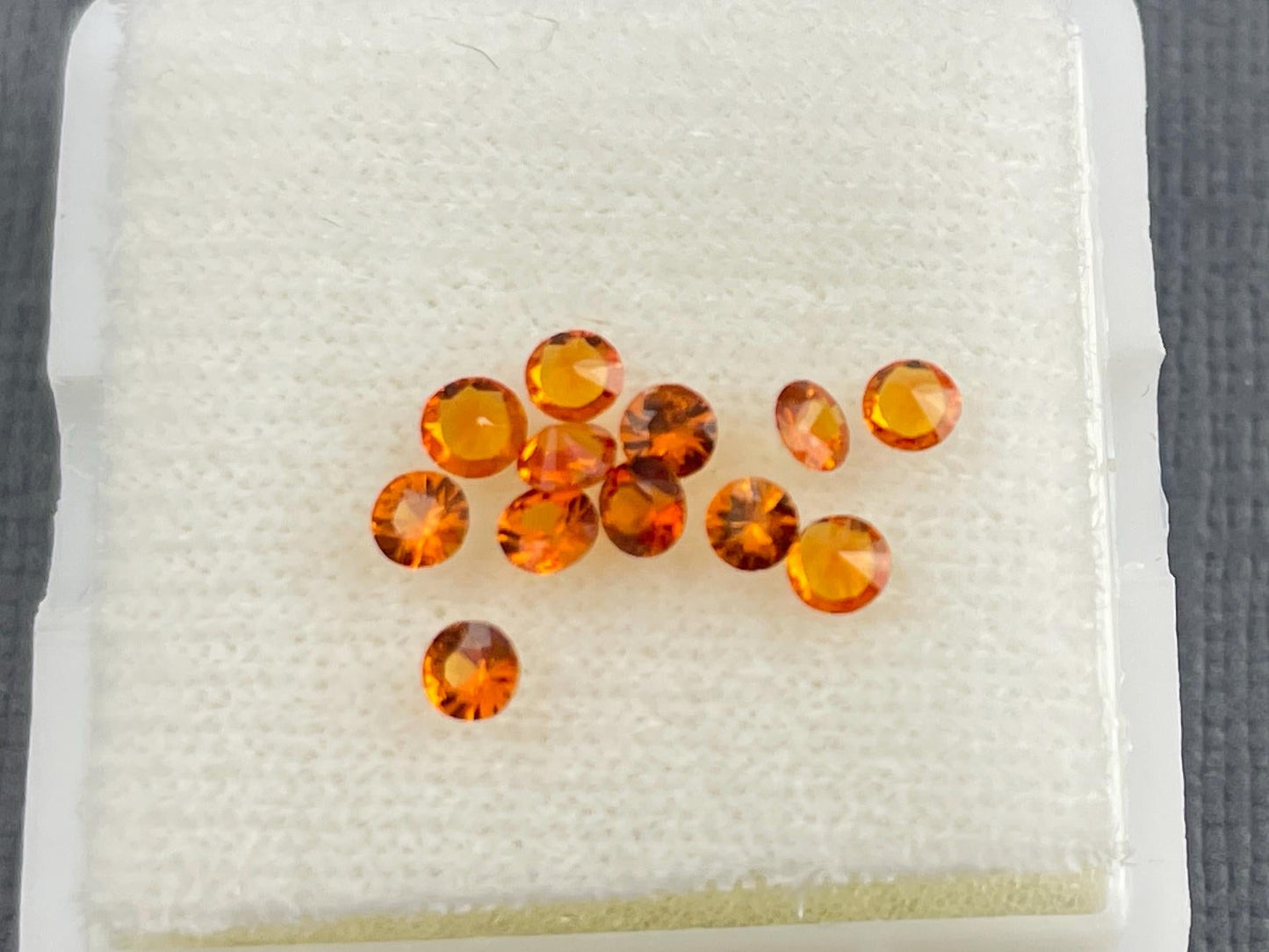 2.5mm Spessartine Garnet Round | Per Stone | Mandarin Orange - Gem Enthusiast