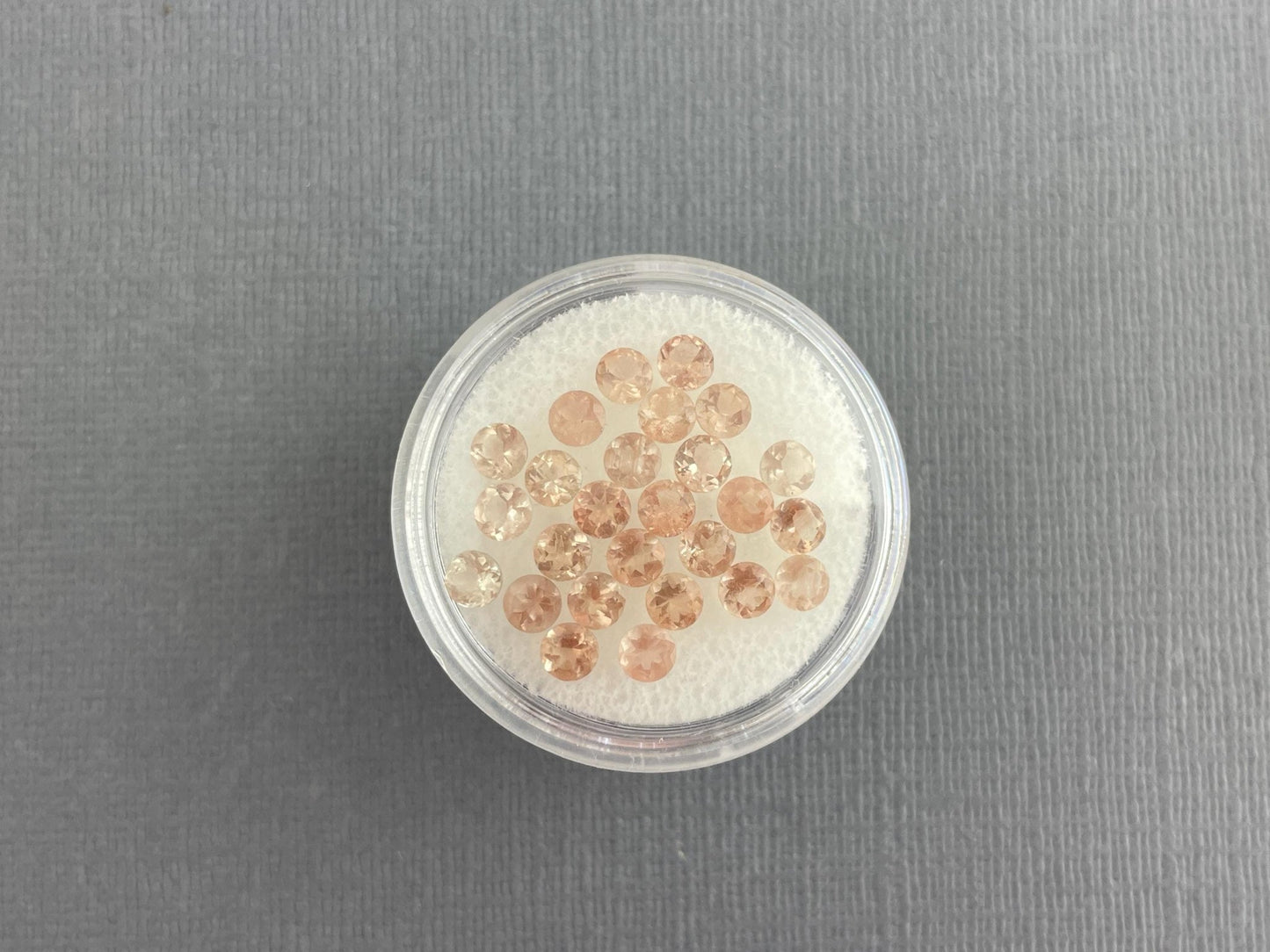 3.5 mm Oregon Sunstones Faceted Round Gemstones | Red, Medium or Light - Gem Enthusiast