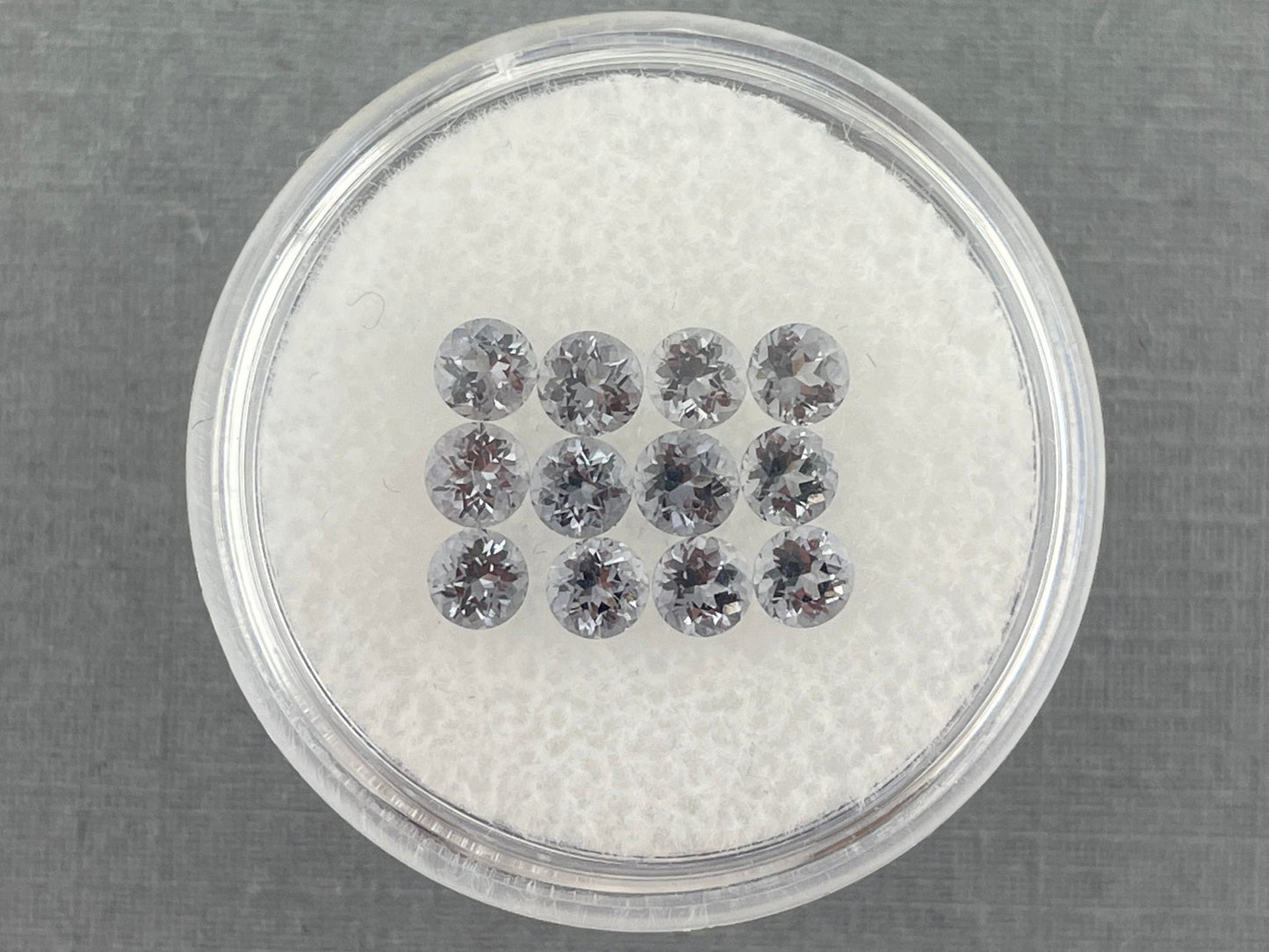 3.5 mm Platinum Spinel Faceted Round | Mozambique Natural Gemstone | P173 - Spinel - Gem Enthusiast