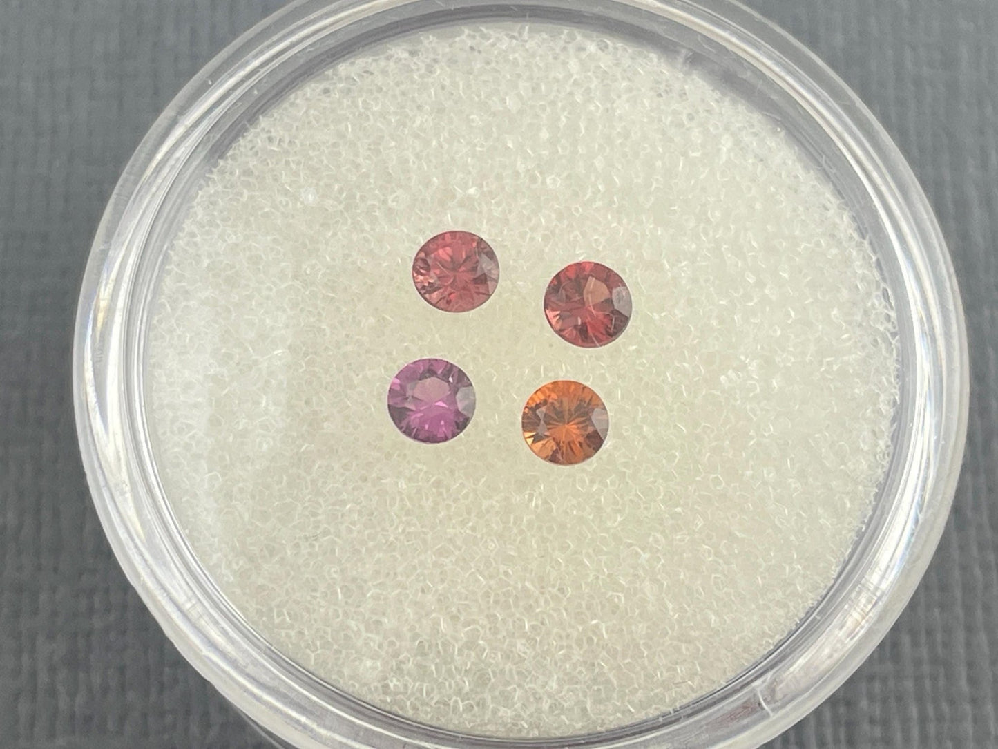 3mm Anthill Sunset Garnet | Mined in Arizona, USA | Calibrated - Gem Enthusiast