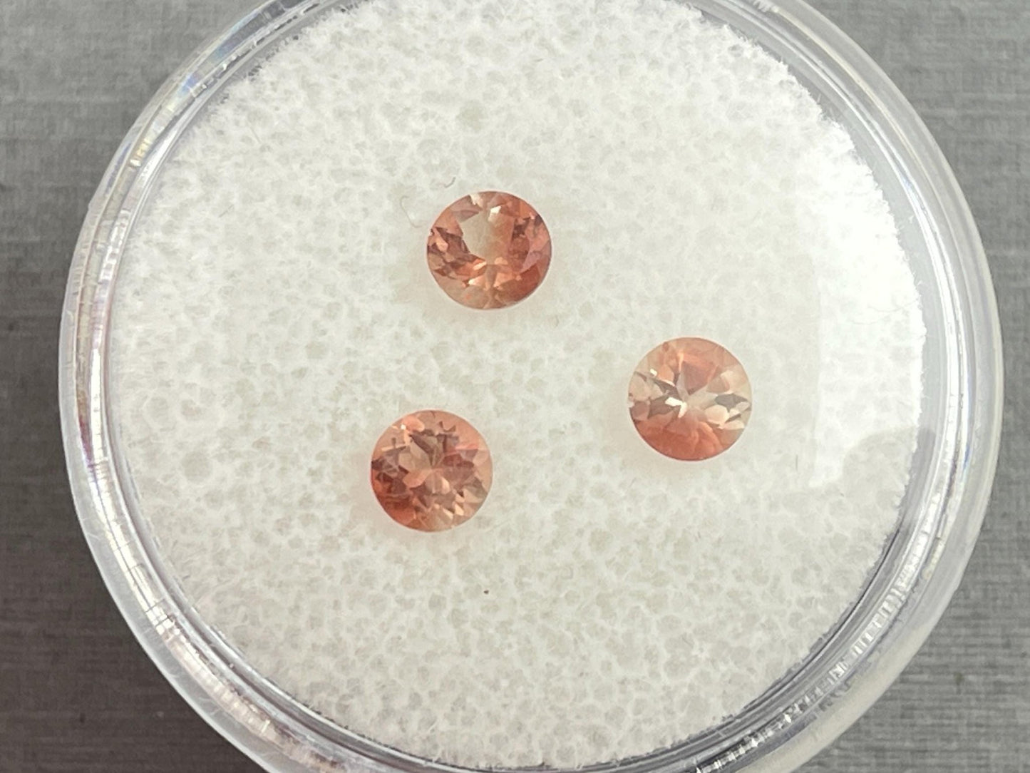 4mm Oregon Sunstone Lot | Red with Schiller and Zoning | Faceted Round Gemstones | OSF198 - Oregon Sunstone - Gem Enthusiast