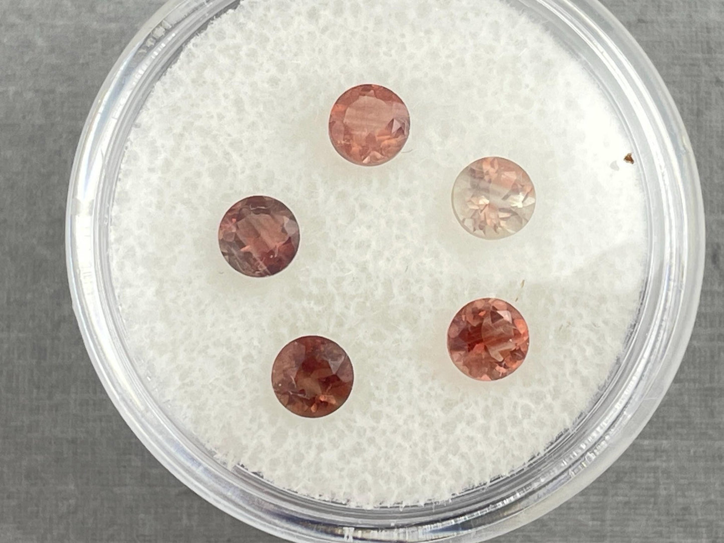 4mm Oregon Sunstone Lot | Red with Zoning and Striations | Faceted Round Gemstones | OSF220 - Oregon Sunstone - Gem Enthusiast