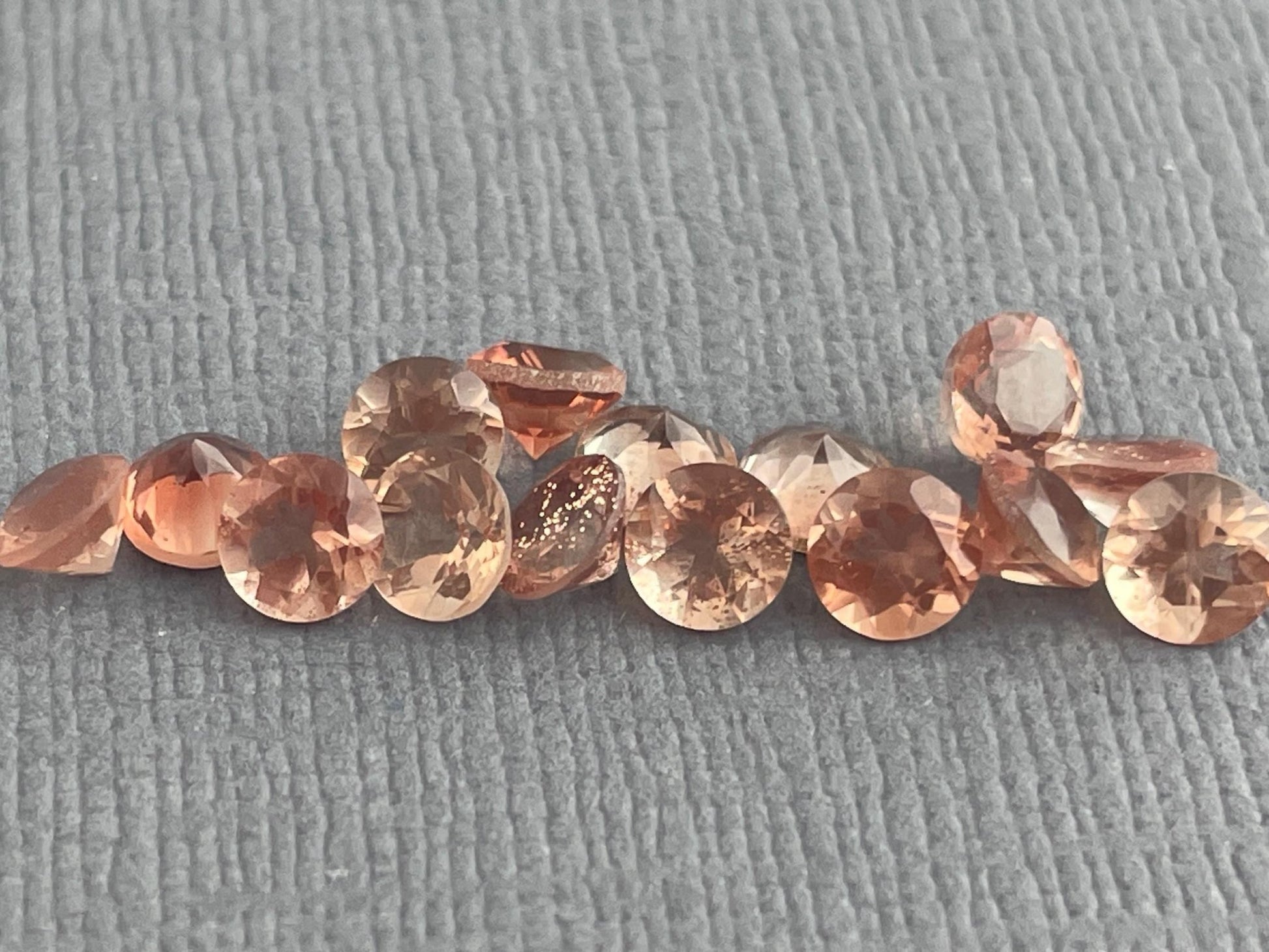 4mm Oregon Sunstones Faceted Round Stones | American Mined Gemstones - Gem Enthusiast