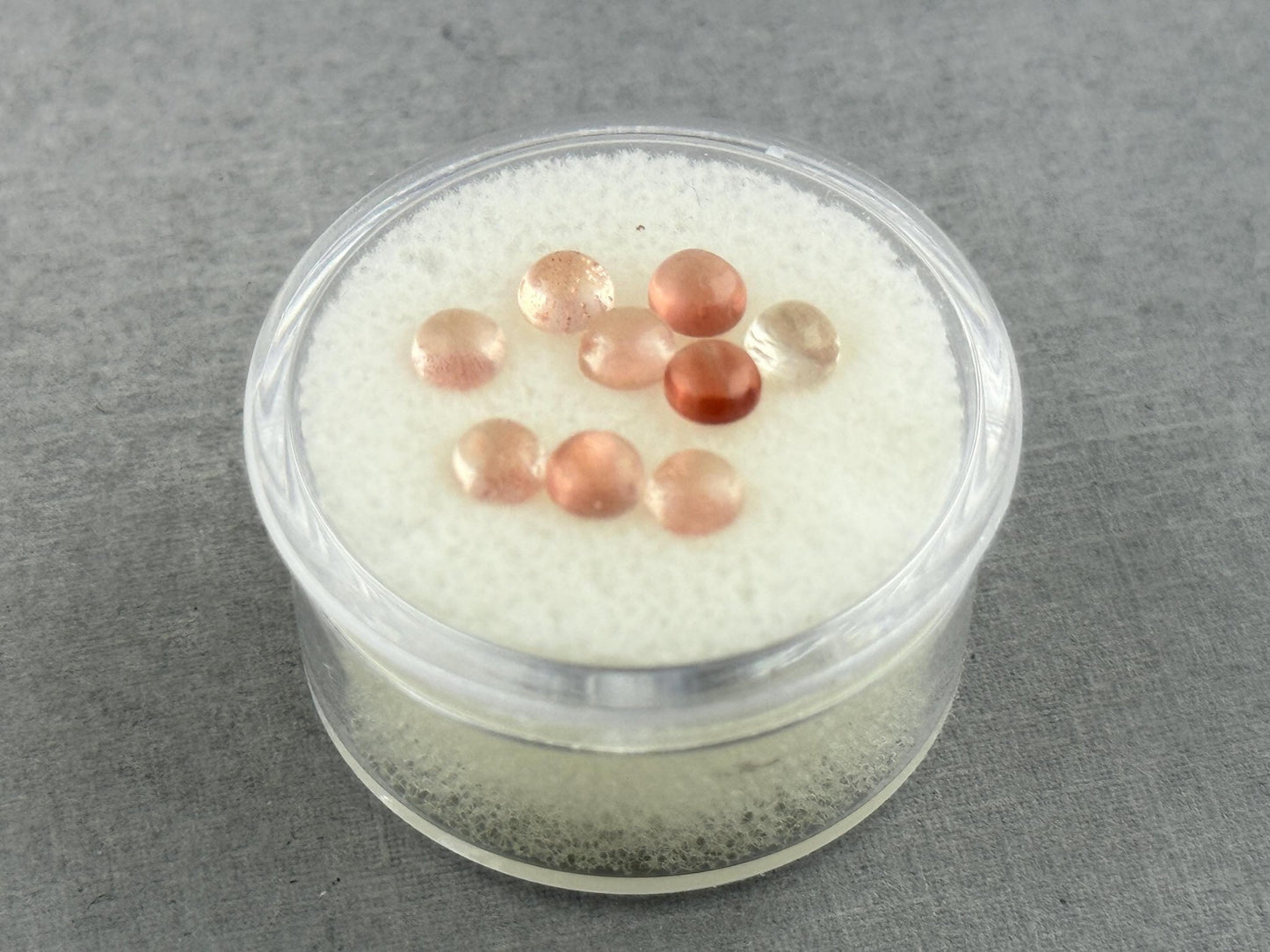 4mm Oregon Sunstones Round Cabochon Lot | 9 Stones | OSC305 - Oregon Sunstone - Gem Enthusiast