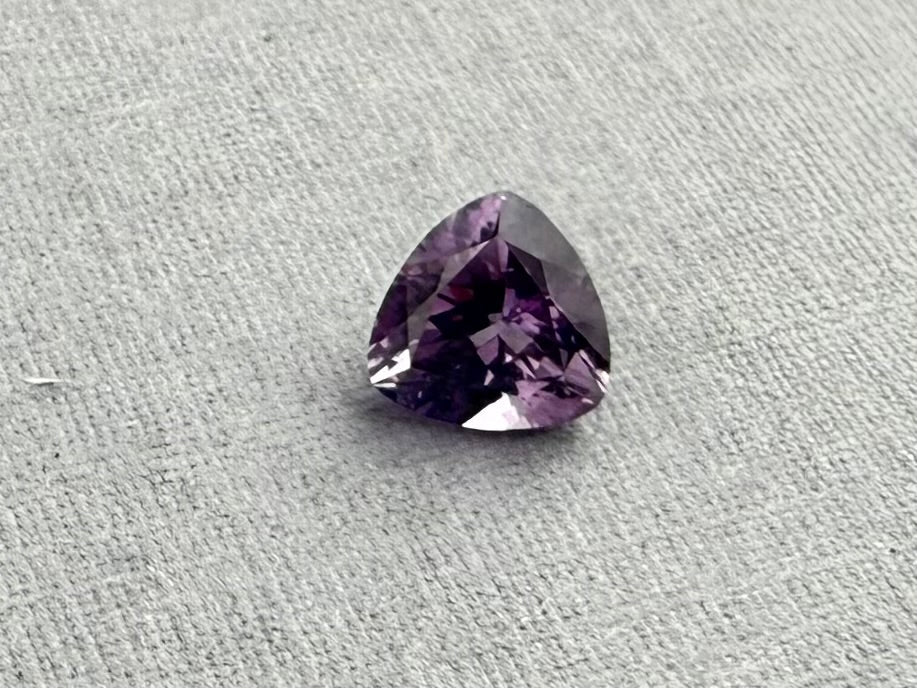 5.5mm Arizona Amethyst Trillion: Ethically Sourced from the Four Peaks Mine - Arizona Amethyst - Gem Enthusiast