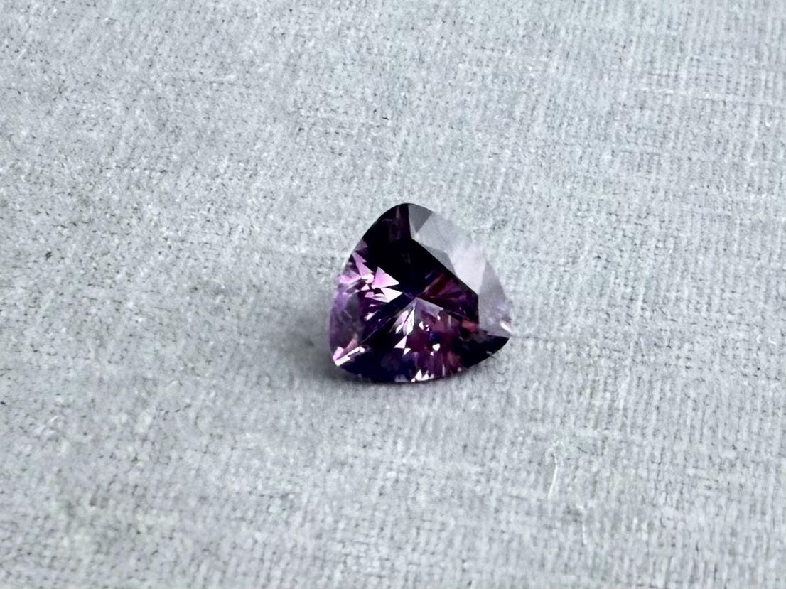 5.5mm Arizona Amethyst Trillion: Ethically Sourced from the Four Peaks Mine | AZ206 - Gem Enthusiast
