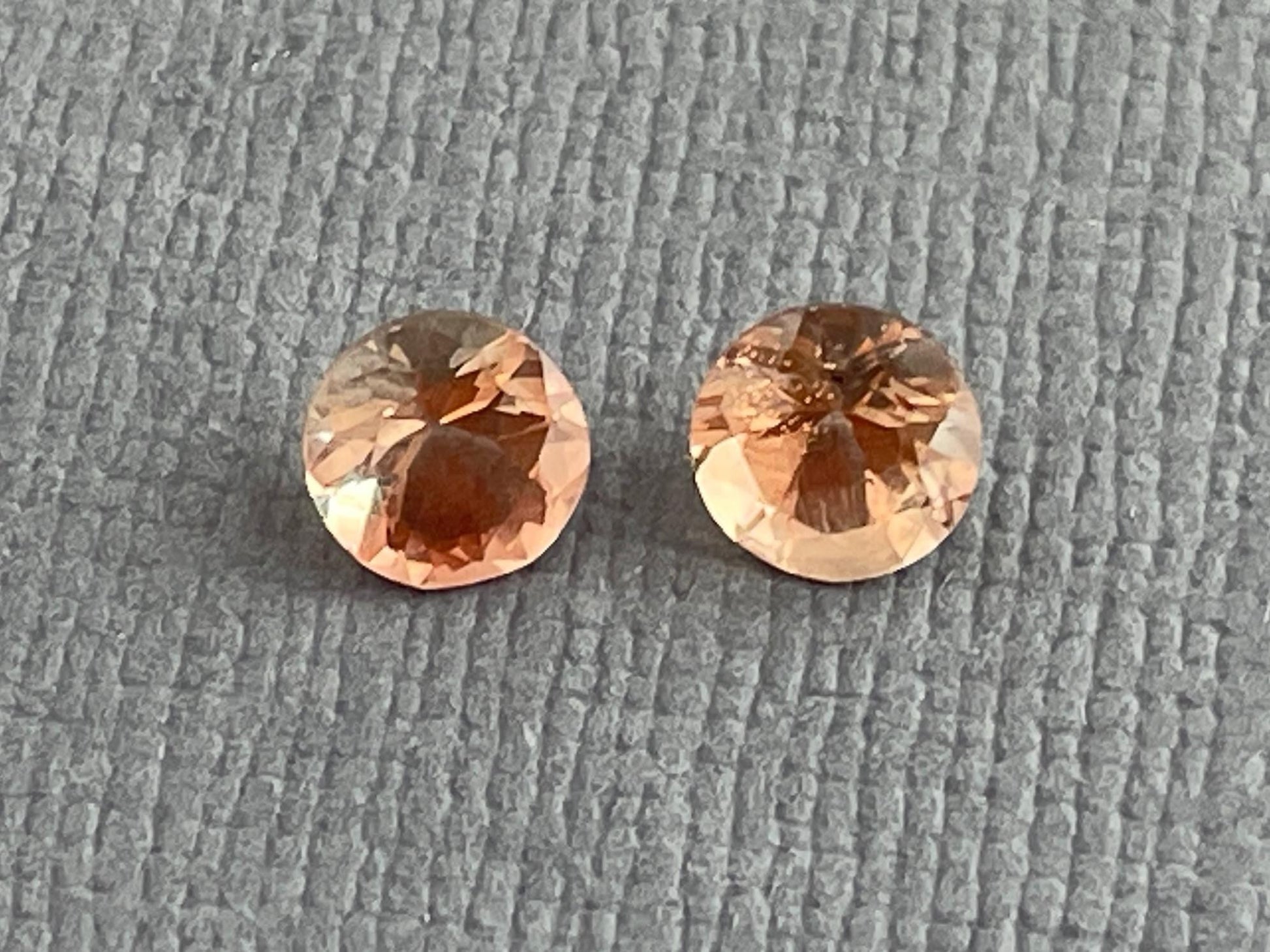5mm Round Oregon Sunstone Pair | Ethically Sourced Gemstones | OSF204 - Oregon Sunstone - Gem Enthusiast