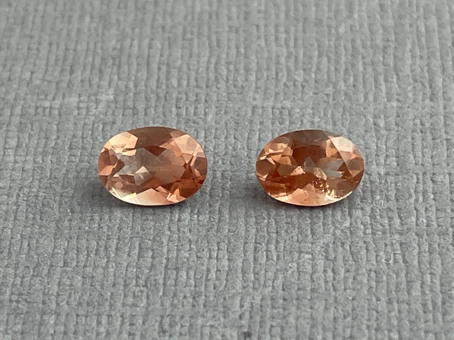 7x5 Oregon Sunstones Oval Pair | 1.69 carats | OSF194 - Oregon Sunstone - Gem Enthusiast