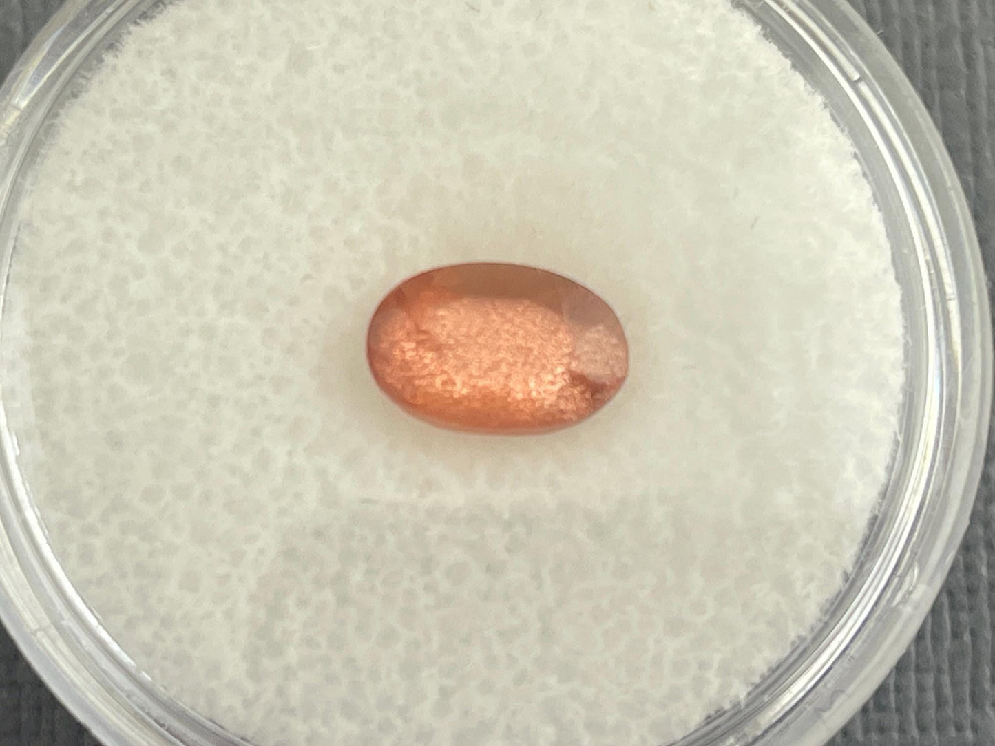 7x5 Red Oregon Sunstone Oval Faceted Gemstone | 1.02 carats | OSF181 - Oregon Sunstone - Gem Enthusiast