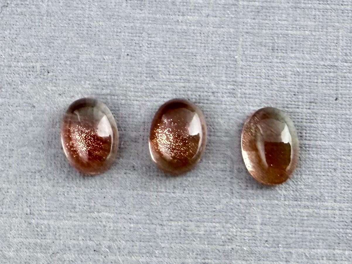 7x5 Schiller Oregon Sunstones Oval Cabochon Lot | Bi - Color | OSC312 - Gem Enthusiast