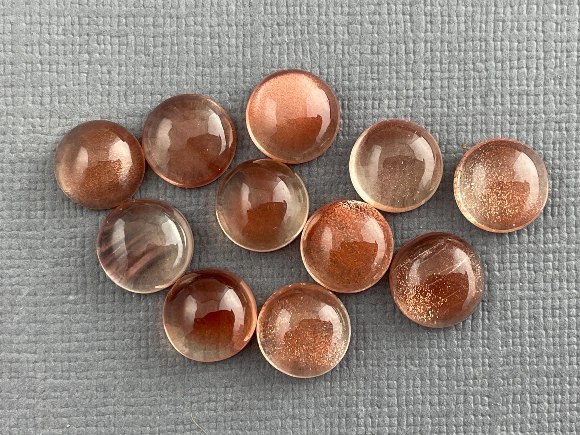 8mm Oregon Sunstone Round Cabochons | Medium, Light, or Champaign - Oregon Sunstone - Gem Enthusiast