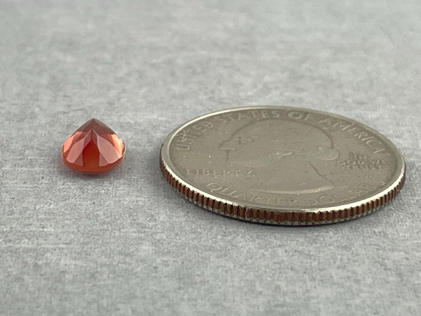 8x6 Red Oregon Sunstone Oval Faceted Gemstone | 1.23 carats | OSF213 - Oregon Sunstone - Gem Enthusiast
