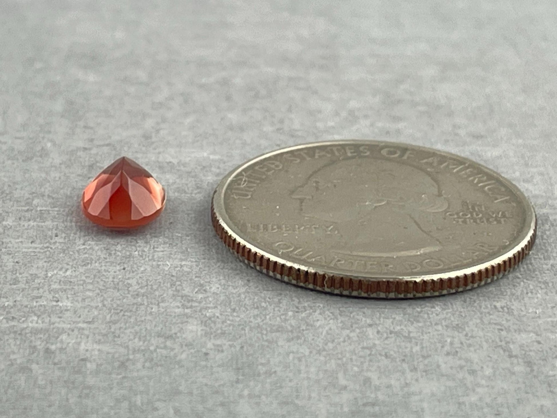 8x6 Red Oregon Sunstone Oval Faceted Gemstone | 1.23 carats | OSF213 - Oregon Sunstone - Gem Enthusiast