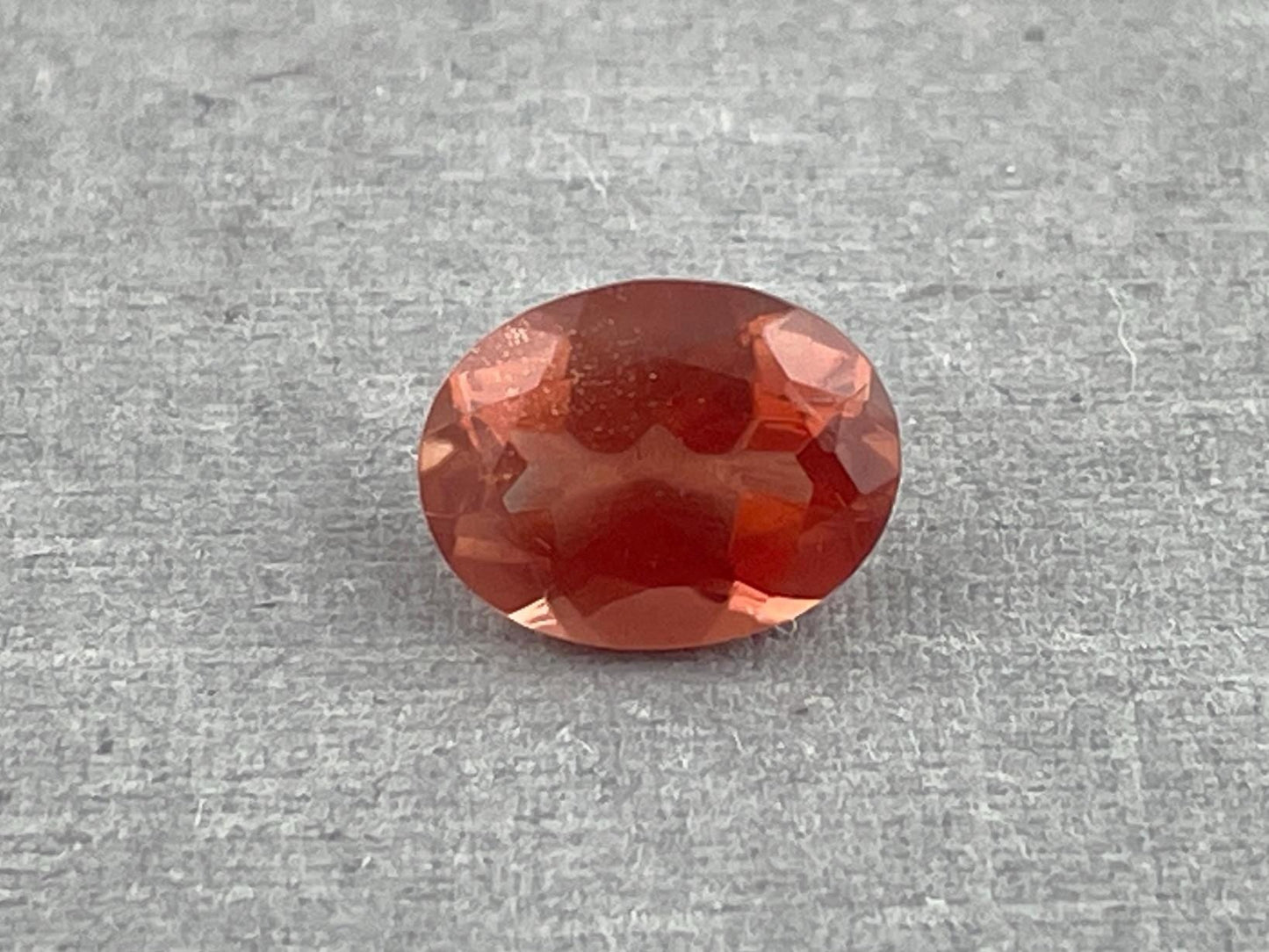 8x6 Red Oregon Sunstone Oval Faceted Gemstone | 1.23 carats | OSF213 - Oregon Sunstone - Gem Enthusiast