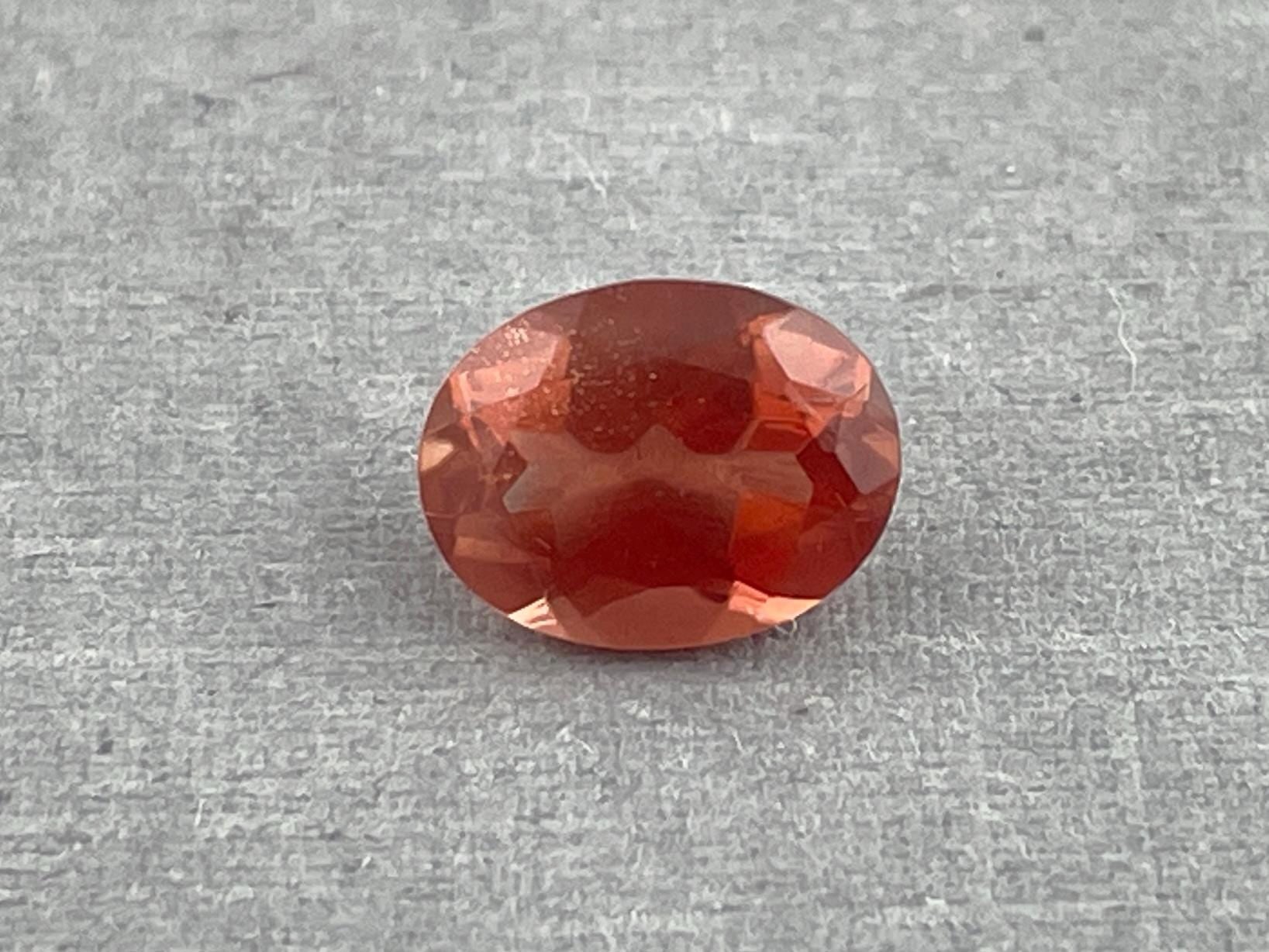 8x6 Red Oregon Sunstone Oval Faceted Gemstone | 1.23 carats | OSF213 - Oregon Sunstone - Gem Enthusiast