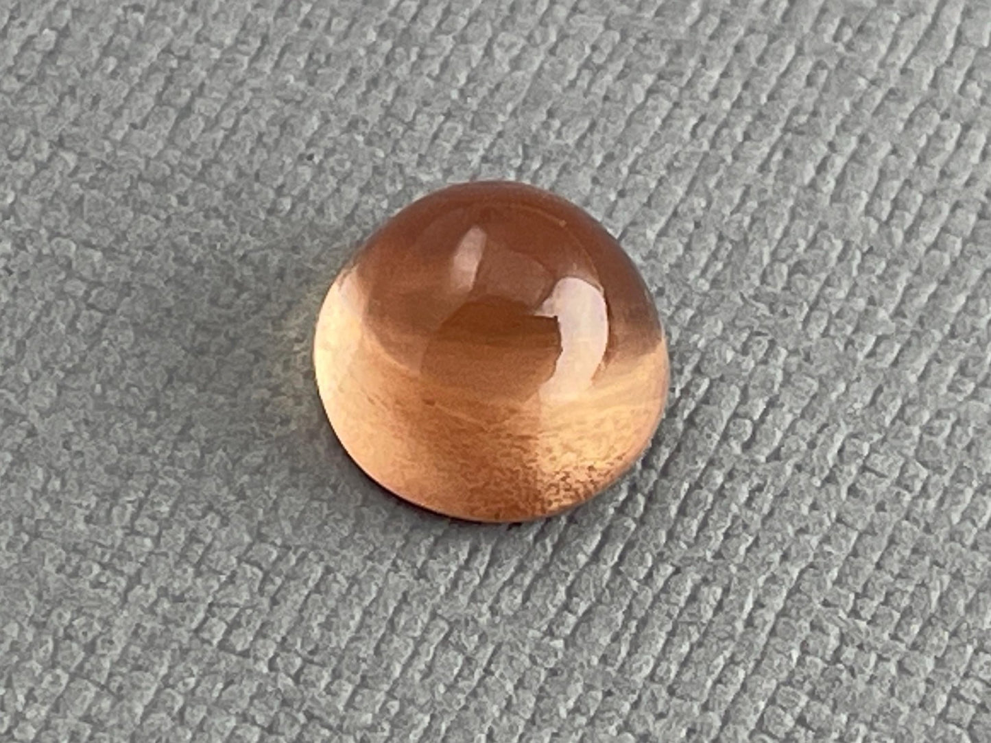 9mm Oregon Sunstone Round Cabochon | Natural American Gemstone | 3.42 carats | OSC273 - Oregon Sunstone - Gem Enthusiast