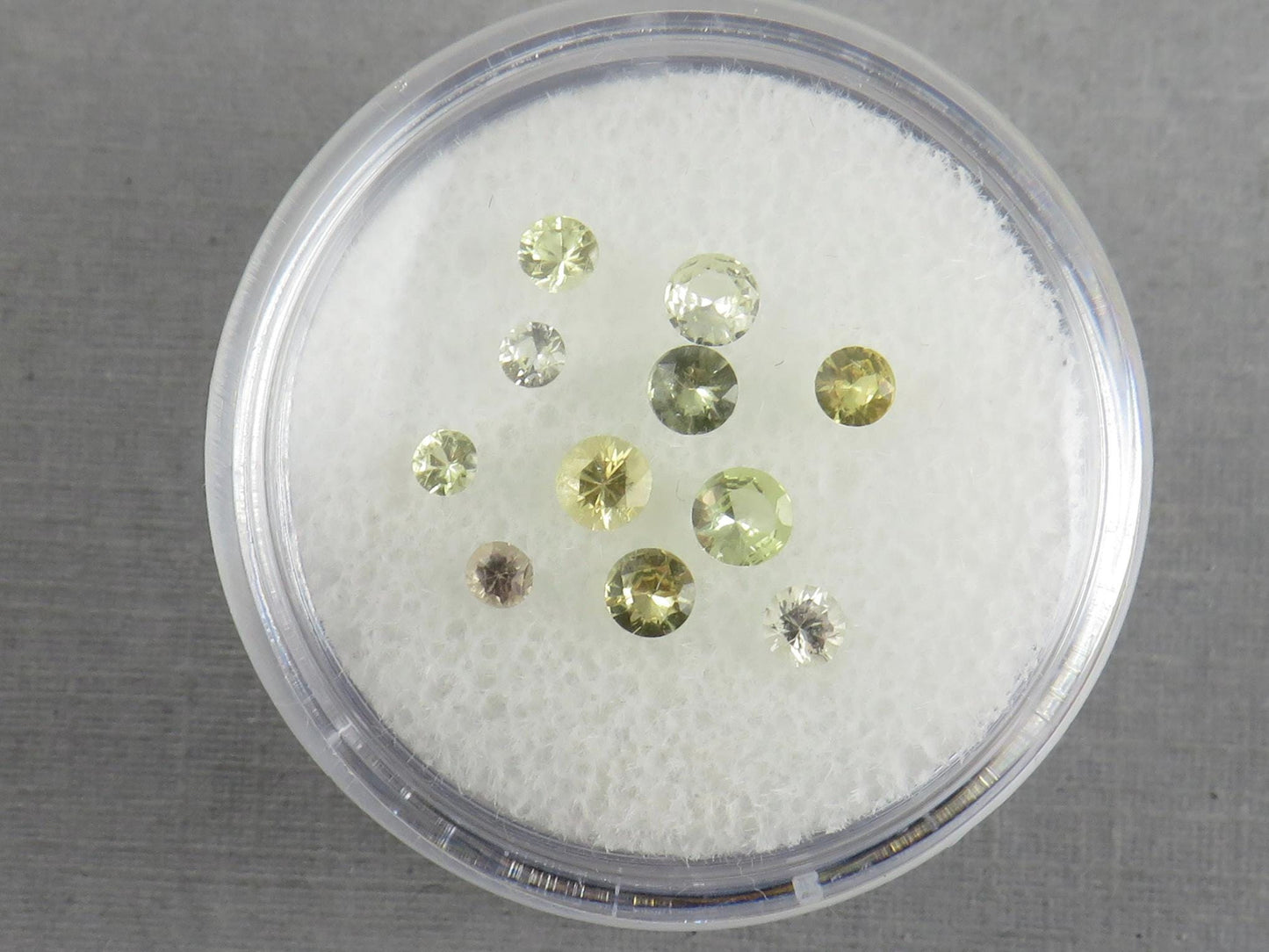 Fancy Sapphire Faceted Lot | 1 carat Lots | Purple, Blue, Peach, or Yellow | 1 carat | SF136 - Gem Enthusiast