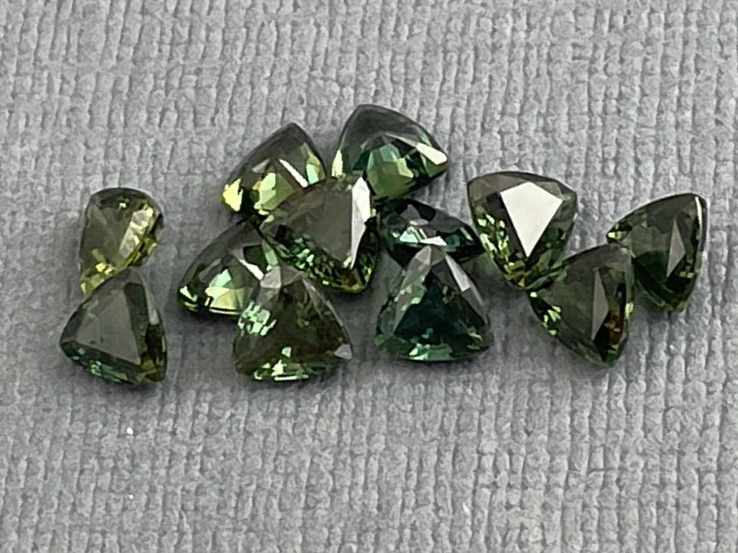 Green Sapphire Trillion Faceted Gemstone | 4.5 mm | Per Stone - Gem Enthusiast