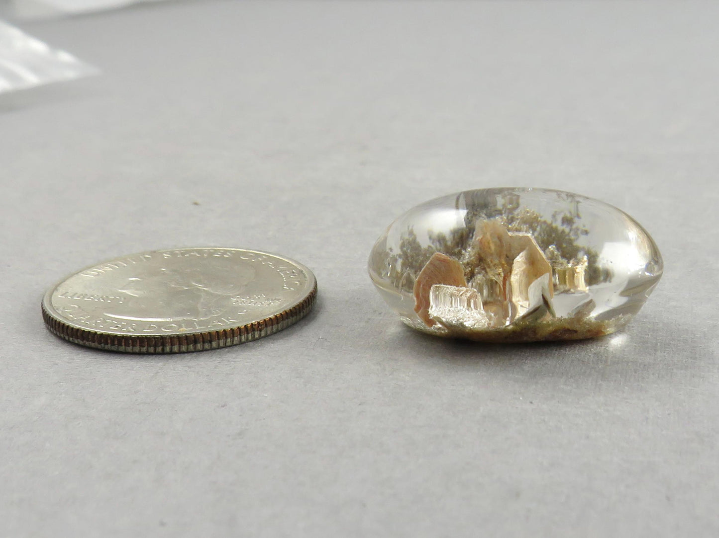 Garden Quartz with Chlorite | 26x19mm | Scenic Oval Gemstone | QU542 - Chlorite in Quartz - GemEnthusiast