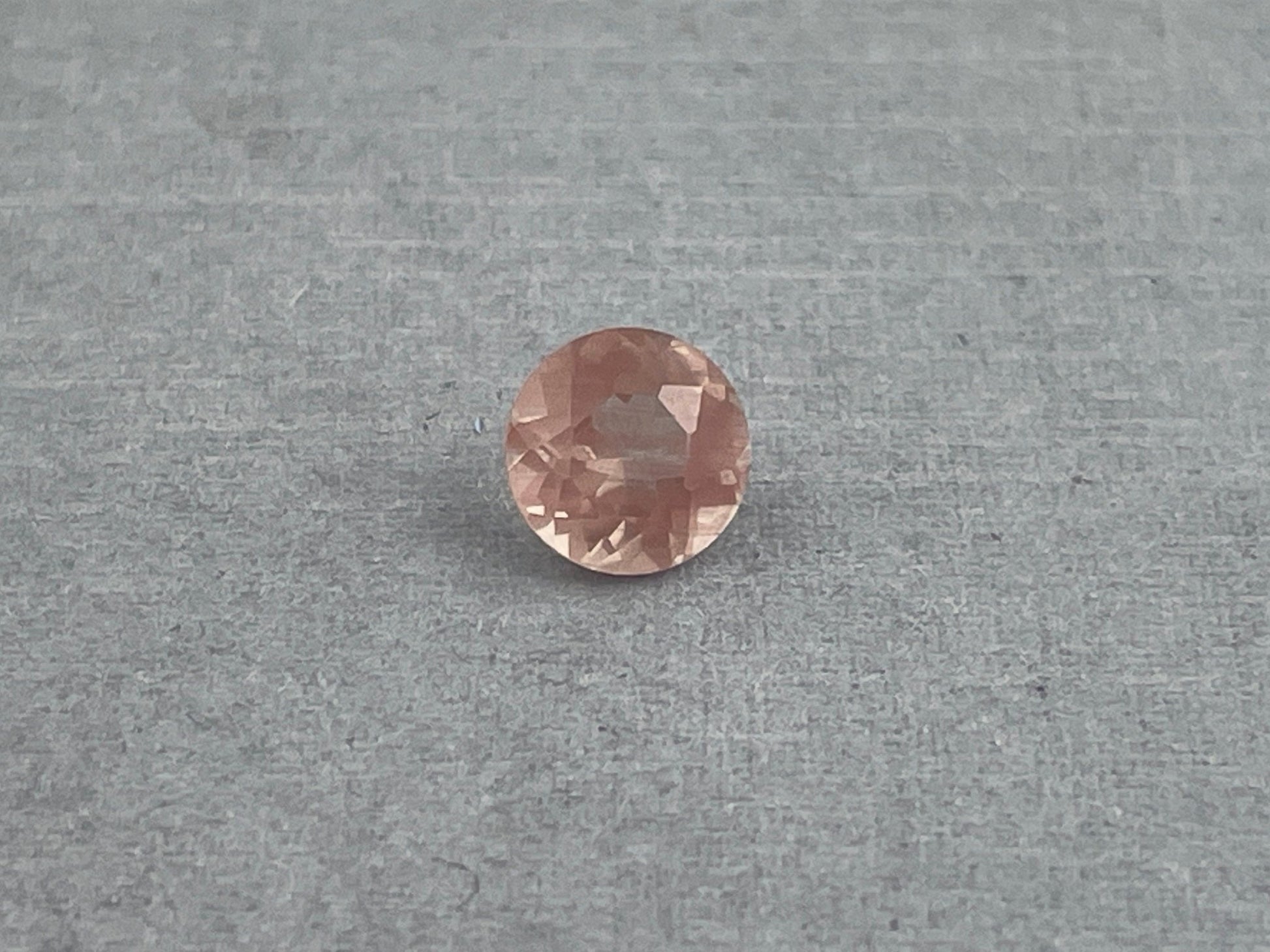 Oregon Sunstone 6mm Round Faceted Ethically Sourced Gemstone | OSF144 - Oregon Sunstone - Gem Enthusiast