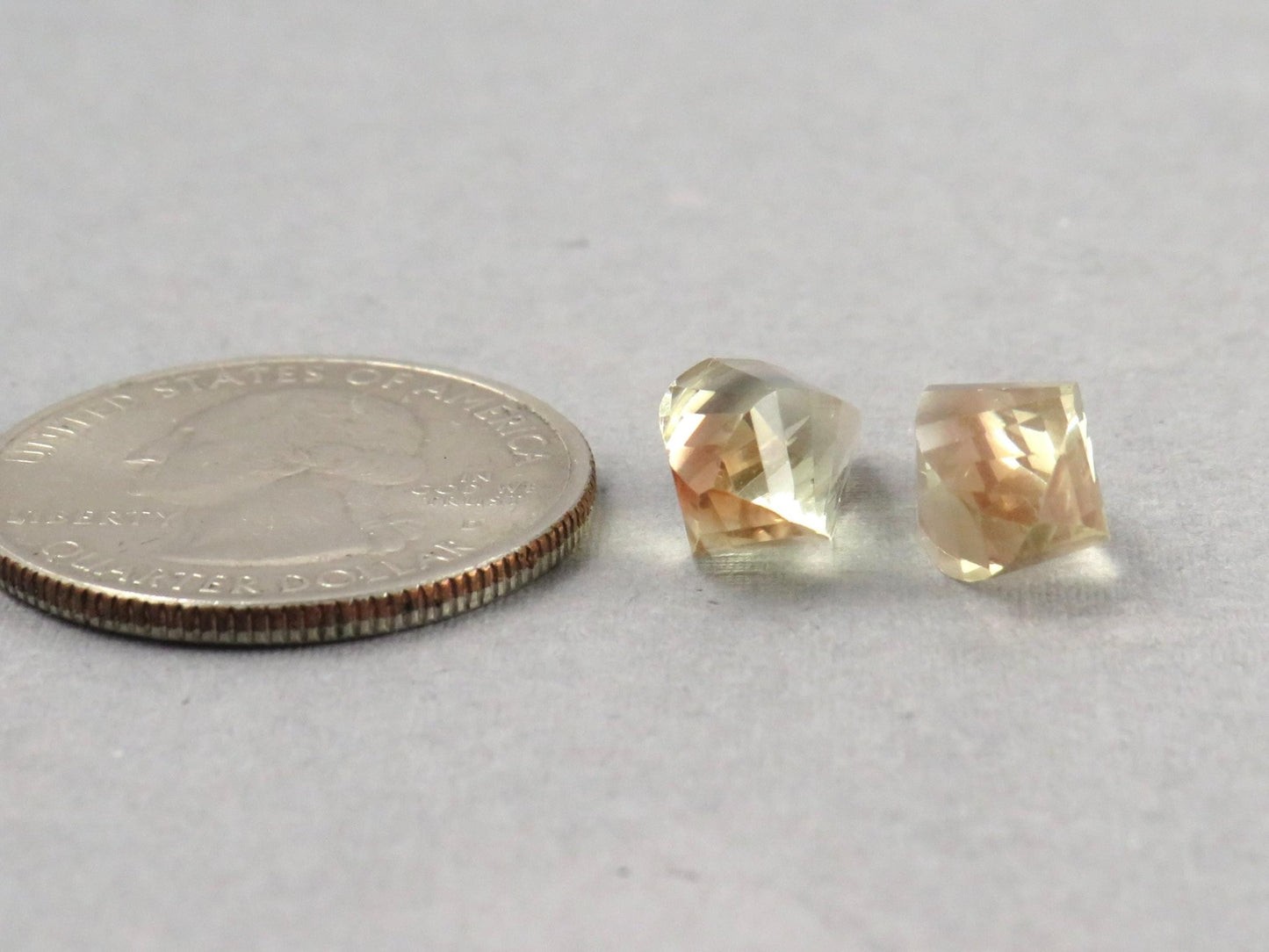 Oregon Sunstone | Faceted Swirl Briolette Pair | 14mm length | USA | OSB112 - Gem Enthusiast