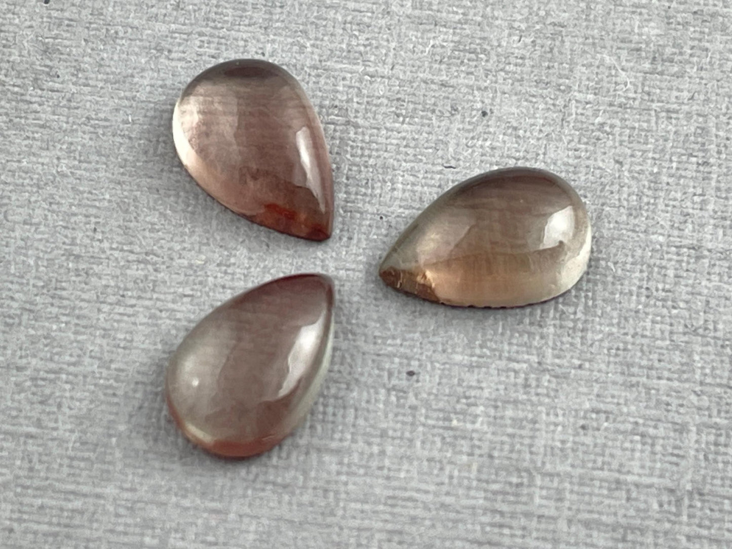 Oregon Sunstones Pear Cabochon Lot | Ethically Sourced | 2.29 carats | OSC295 - Oregon Sunstone - Gem Enthusiast