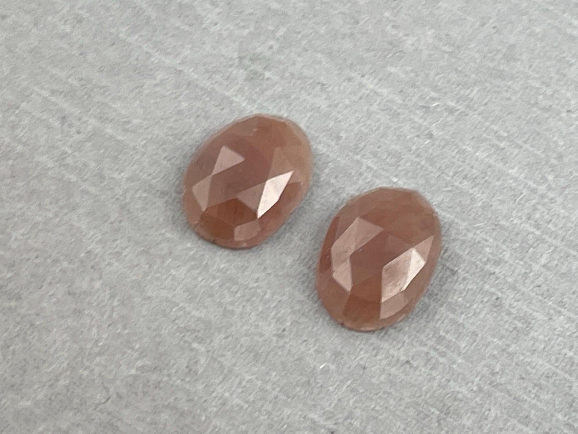 Peach Sapphire Rose Cut Pair | 11mm x 8mm | Natural Gemstones | SP542 - Gem Enthusiast