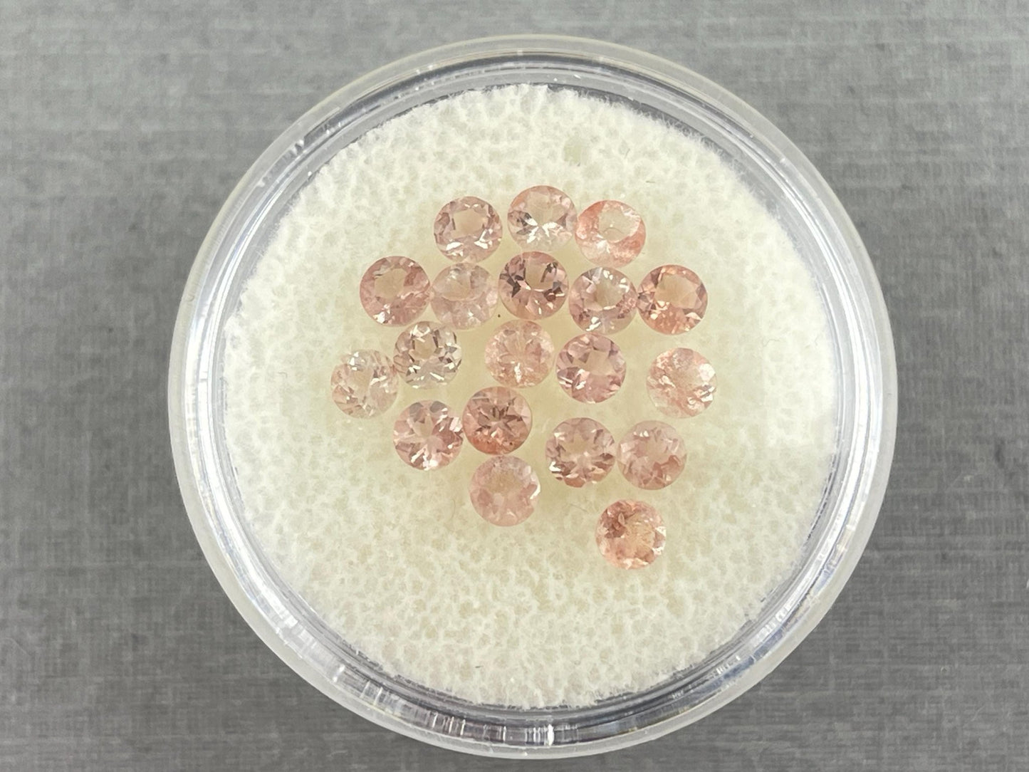 10 or 20 Stones - 3mm Oregon Sunstones Faceted Round Gemstones - Gem Enthusiast