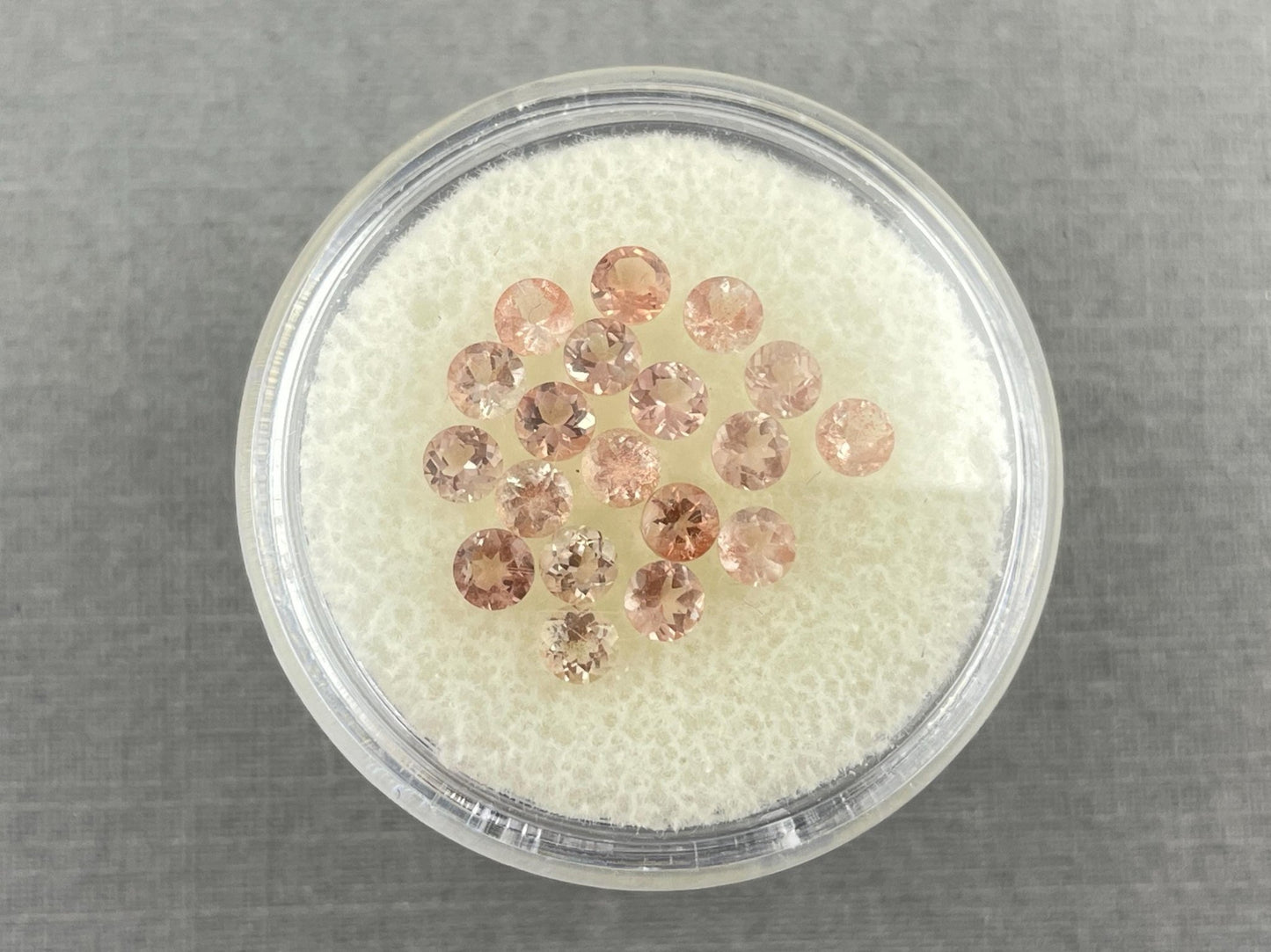 10 or 20 Stones - 3mm Oregon Sunstones Faceted Round Gemstones - Gem Enthusiast