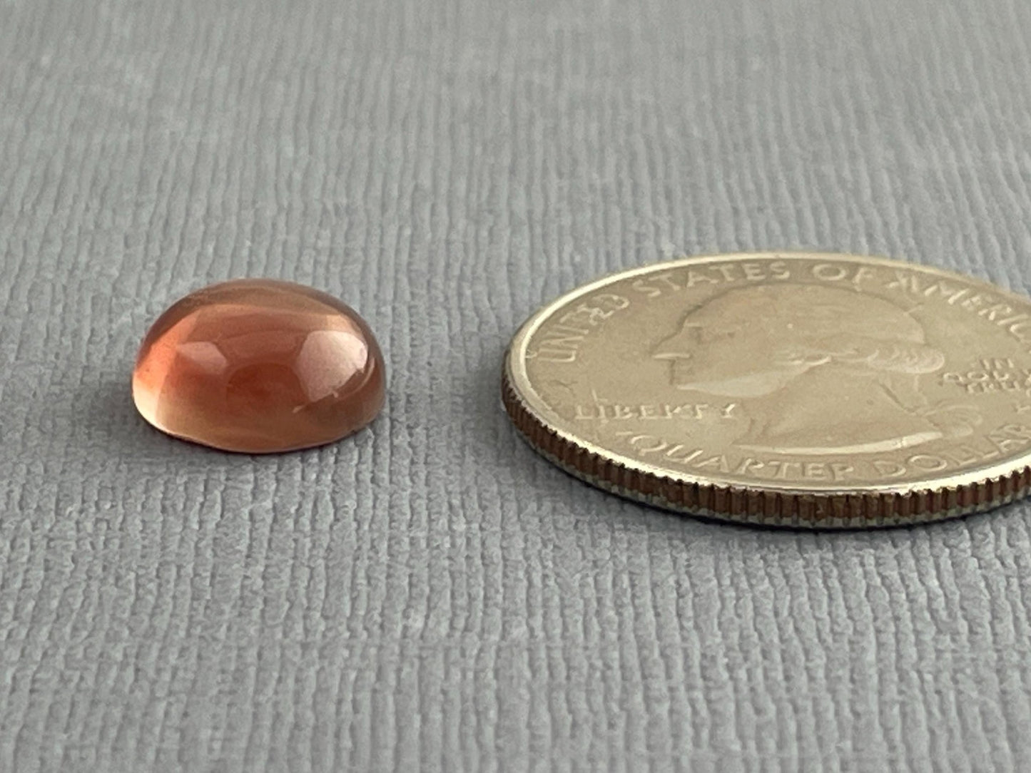 10mm Oregon Sunstone Round Cabochon | Natural American Gemstone | 3.75 carats | OSC276 - Oregon Sunstone - Gem Enthusiast