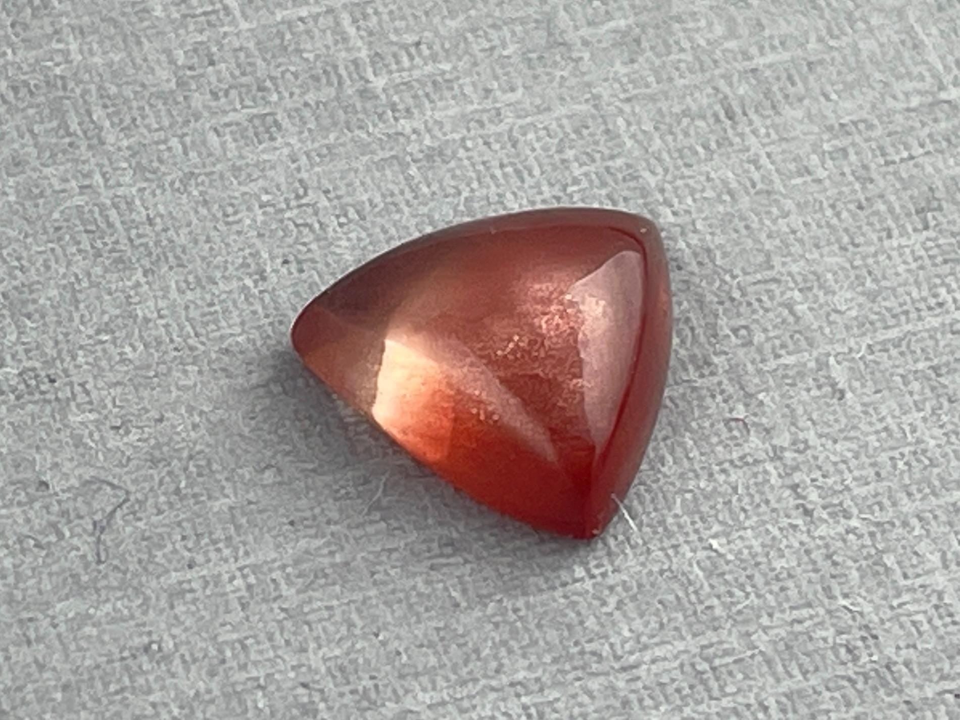 10mm Oregon Sunstone | Triangle Cabochon | Natural American Gemstone | 2.9 carats | OSC300 - Oregon Sunstone - Gem Enthusiast