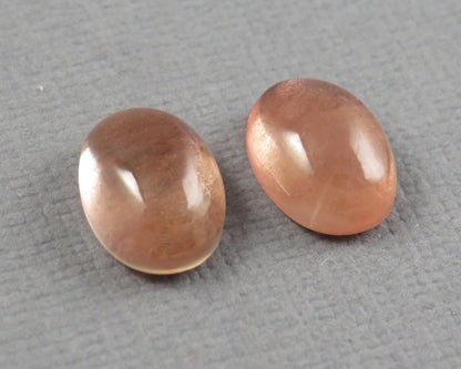 10x7 Oregon Sunstones Oval Cabochon Pair | Schiller | OSC351 - Gem Enthusiast