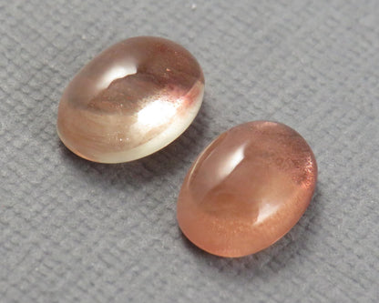 10x7 Oregon Sunstones Oval Cabochon Pair | Schiller | OSC351 - Gem Enthusiast