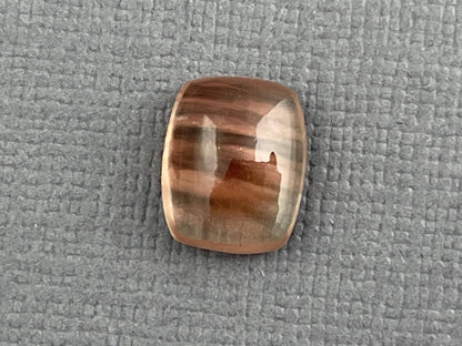 10x8 Oregon Sunstones Cushion Cabochon with Schiller | 3.53 carats | OSC279 - Gem Enthusiast