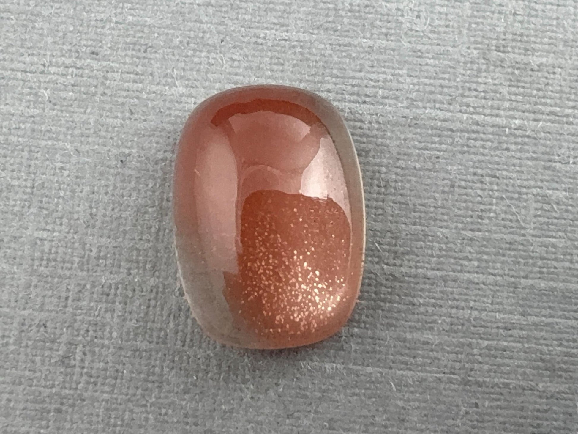 11x8 Oregon Sunstones Cushion Cabochon with Schiller | 4.23 carats | OSC321 - Gem Enthusiast