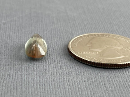 14x7 Green Oregon Sunstone Oval Faceted Gemstone | 3.47 carats | OSF156 - Oregon Sunstone - Gem Enthusiast