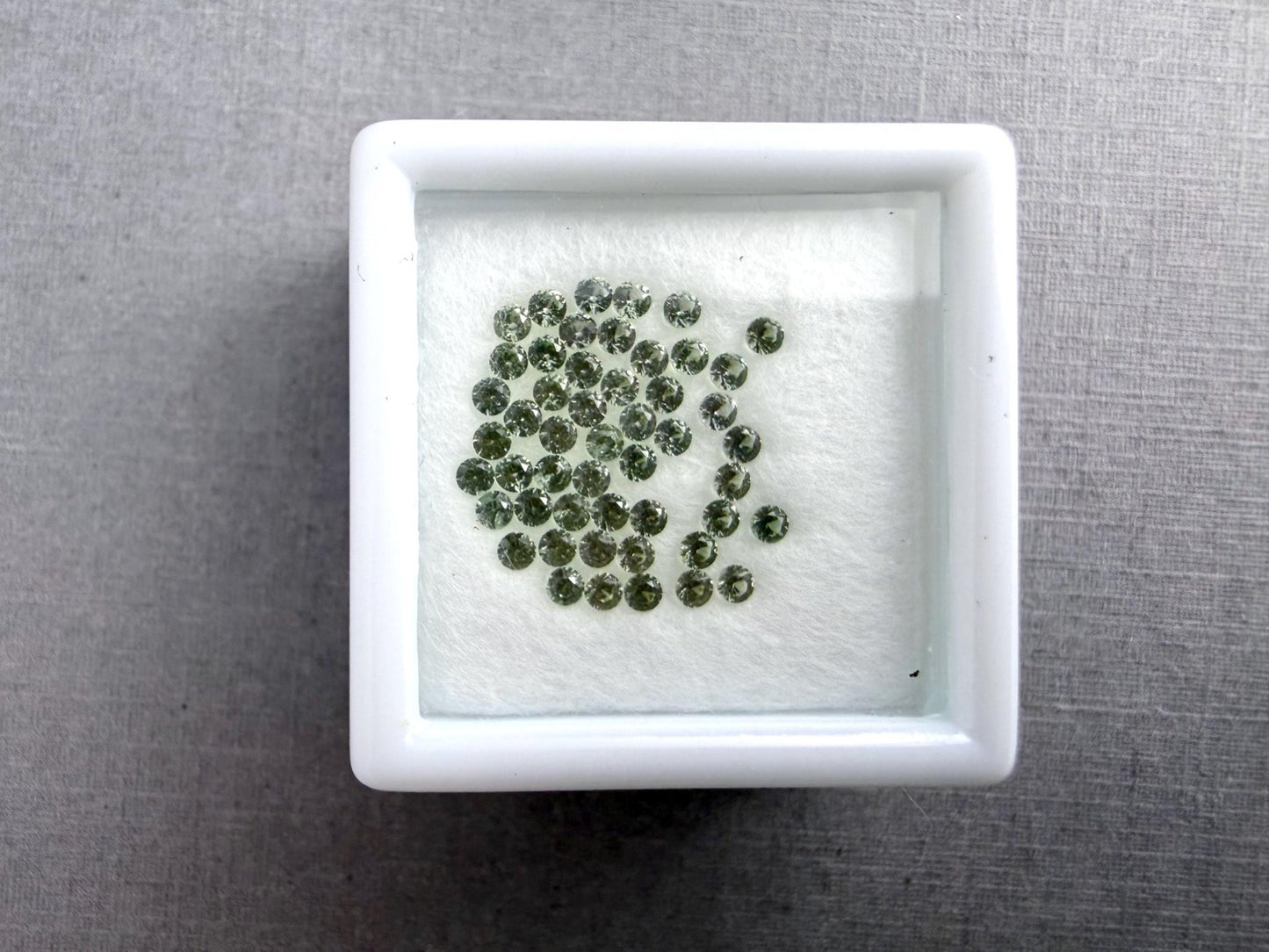 1.7mm Light Green Sapphire | 10 Stone Lot | Natural Faceted Gemstones - Gem Enthusiast