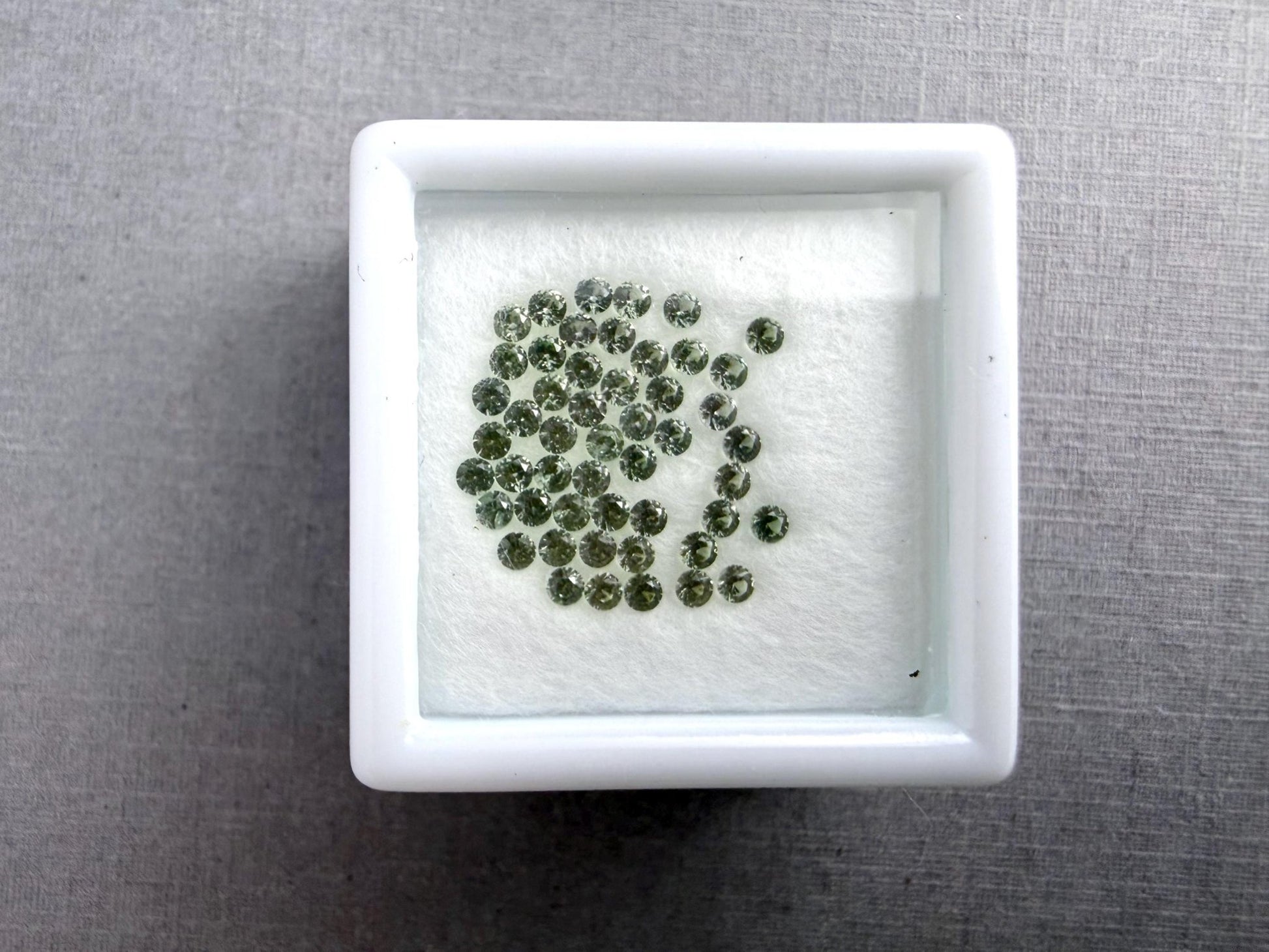 1.7mm Light Green Sapphire | 10 Stone Lot | Natural Faceted Gemstones - Gem Enthusiast