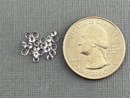 2.5mm Platinum Spinel Faceted Round | Mozambique Natural Gemstone - Spinel - Gem Enthusiast