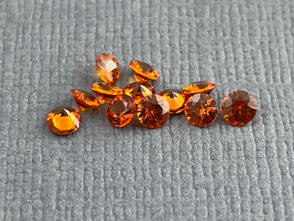 2.5mm Spessartine Garnet Round | Per Stone | Mandarin Orange - Gem Enthusiast
