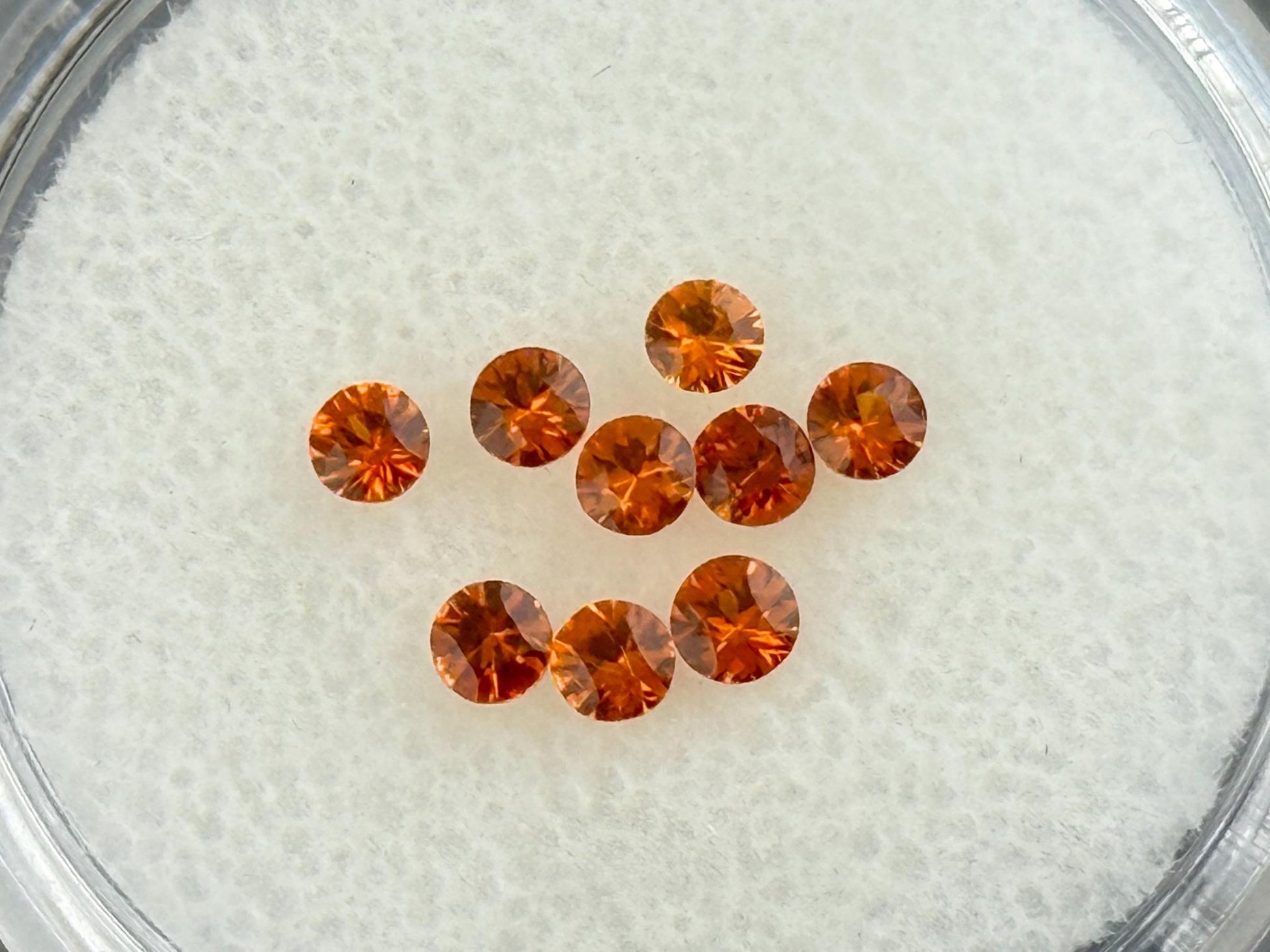 2.5mm Spessartine Garnet Round | Per Stone | Mandarin Orange - Gem Enthusiast