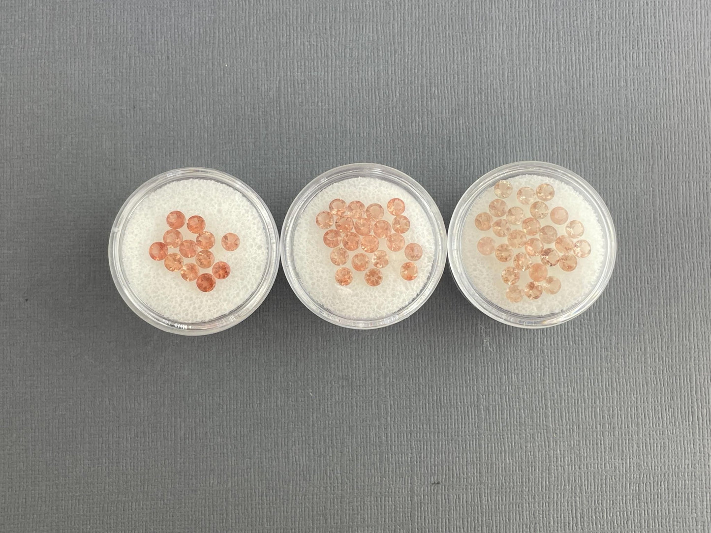 3.5 mm Oregon Sunstones Faceted Round Gemstones | Red, Medium or Light - Gem Enthusiast