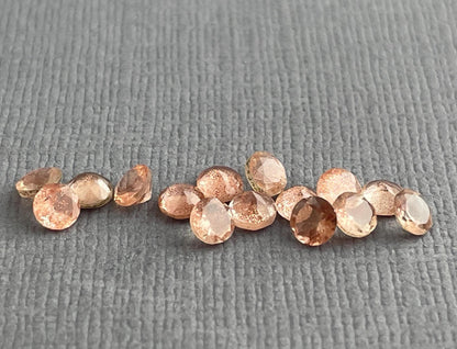3.5 mm Oregon Sunstones Faceted Round Gemstones with Schiller - Gem Enthusiast
