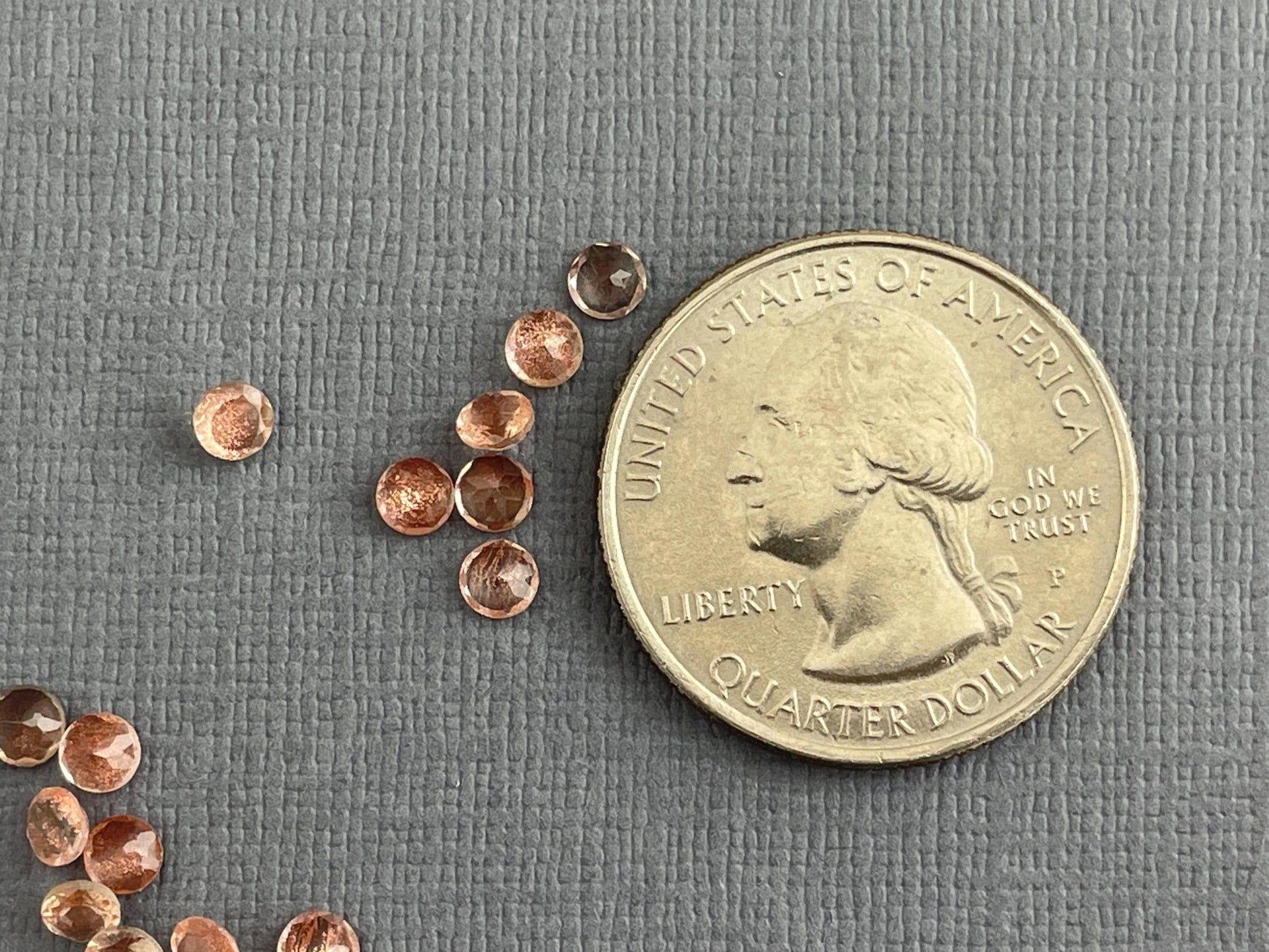 3.5 mm Oregon Sunstones Faceted Round Gemstones with Schiller - Gem Enthusiast