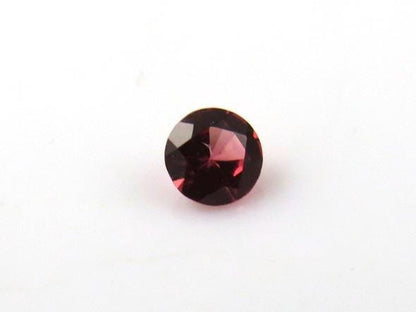 3.5mm Red Spinel | Faceted Round Natural Gemstone | SL124 - Gem Enthusiast