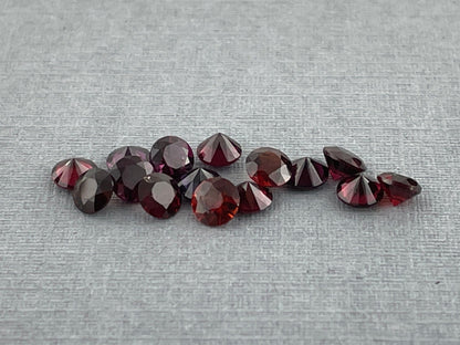 3mm Anthill Chrome Pyrope Garnet | Mined in the USA | Arizona Gemstone - Gem Enthusiast