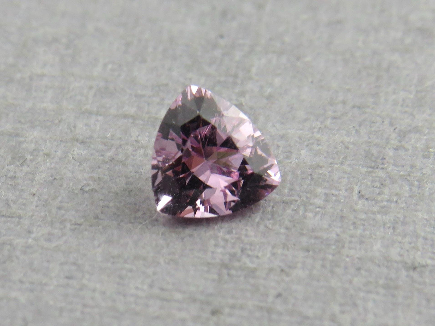 4.5 mm Natural Spinel Faceted Trillion | Purple Pink Gemstone | SL110 - Gem Enthusiast