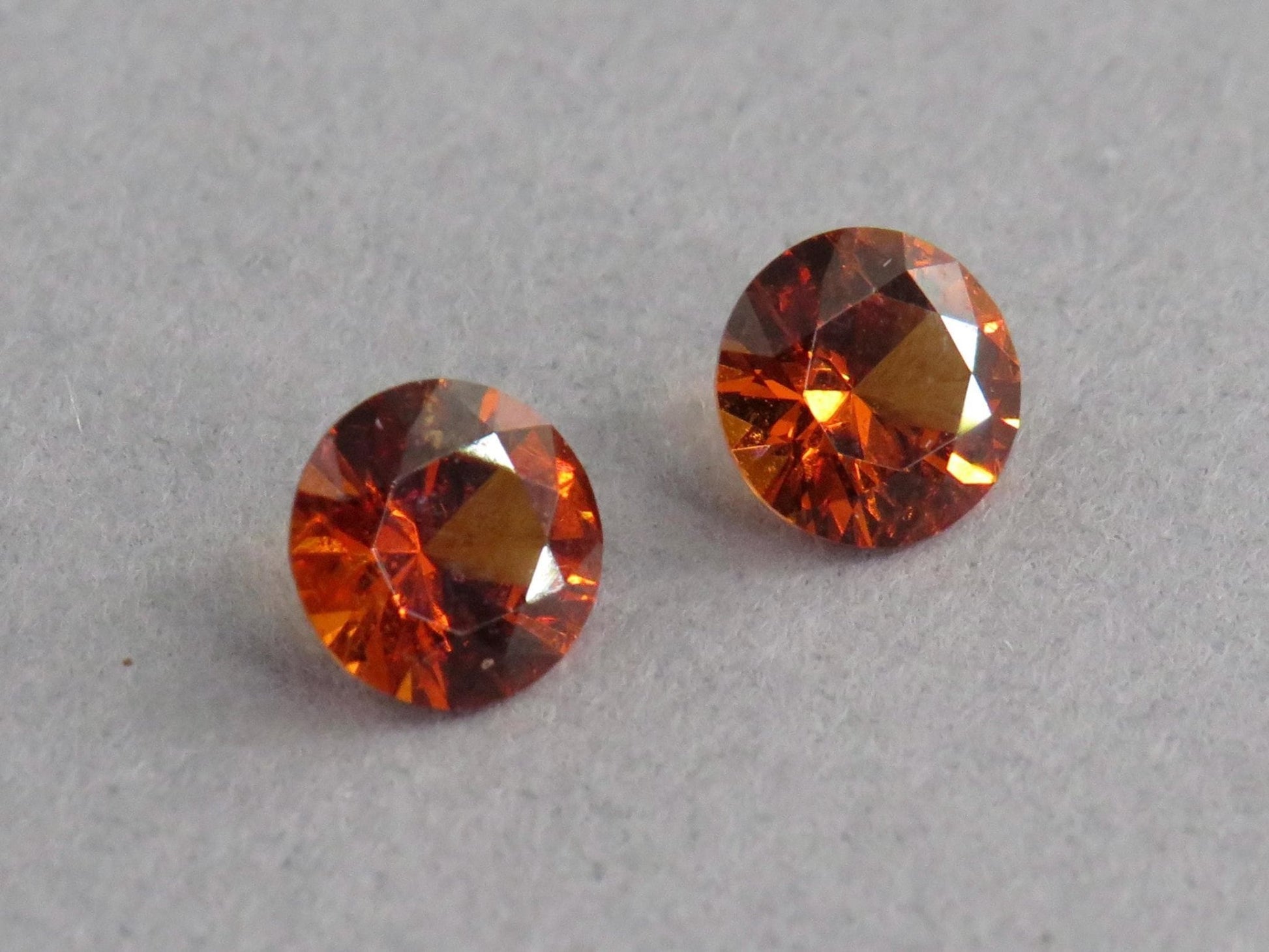 4.5mm Spessartine Garnet Round Pair | Mandarin Orange Spessartite | Tanzania | GS125 - Gem Enthusiast