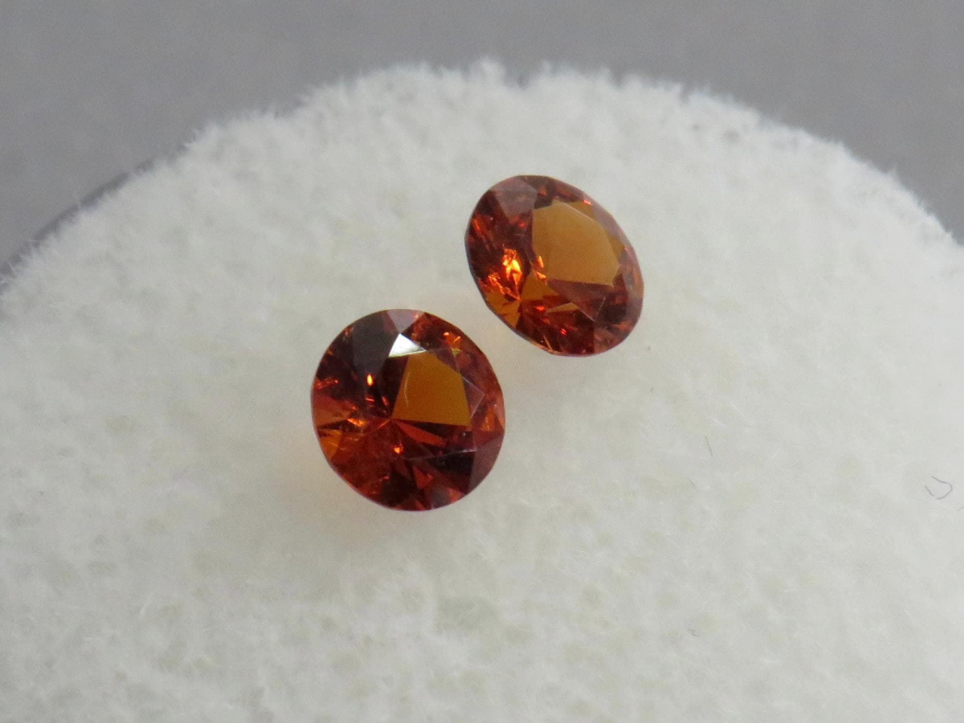 4.5mm Spessartine Garnet Round Pair | Mandarin Orange Spessartite | Tanzania | GS125 - Gem Enthusiast